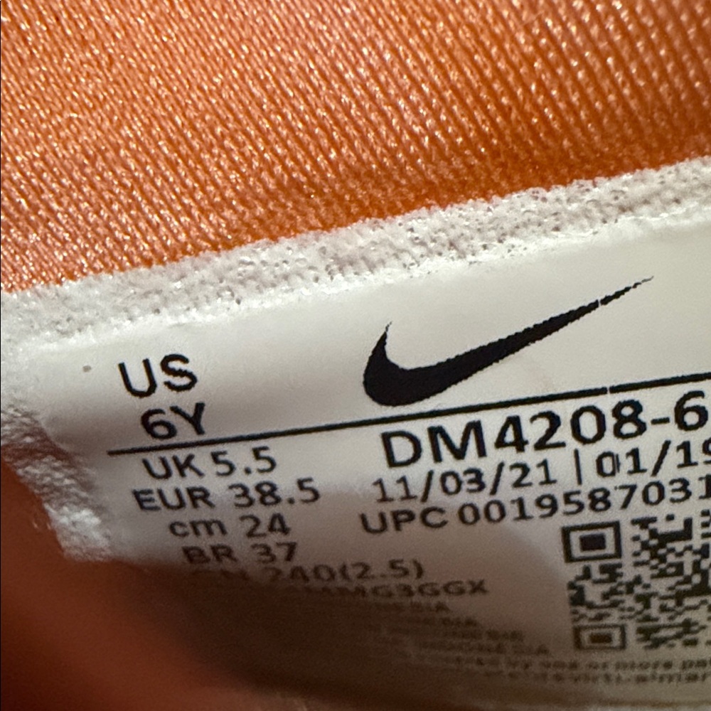 Nike Kids Coral Slip-On Sneakers - Picture 6 of 6